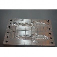 4 in creature mold cb400