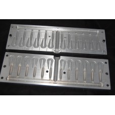 CG200 curly tail bait mold 12cavity CG200 curly tail bait mold 12cavity