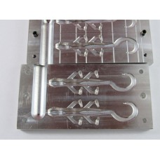 twin cavity Enforcer Eradicator Kicker Lizard Bait Mold top water